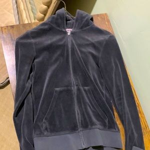 Juicy Cotour, size small, barley used, very stylish and y2k